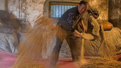 雅大釀酒設備能替換傳統(tǒng)設備嗎？看看你就知道了！