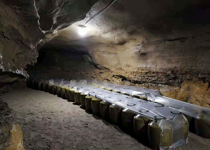 白酒洞藏車間燈光設(shè)計(jì)、內(nèi)部安裝